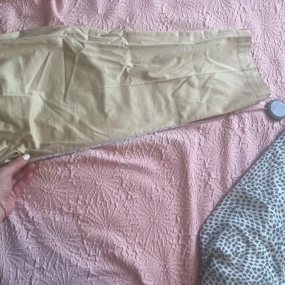 ($50 )Burberry Golf Chinos - Picture 10 of 11